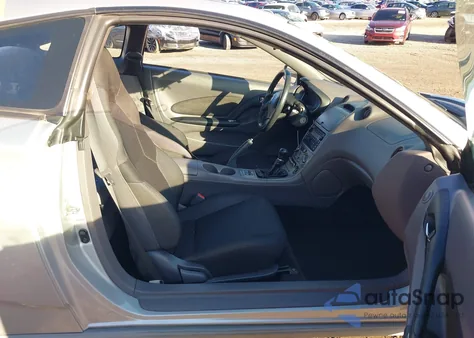 2001 Toyota Celica Gt z USA, uszkodzony, nr VIN JTDDR32T510081837